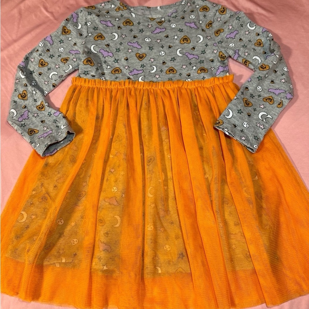 Okie Dokie Halloween Skull Bats Moon Dress
Fluffy Skirt, NWOT Size 4T